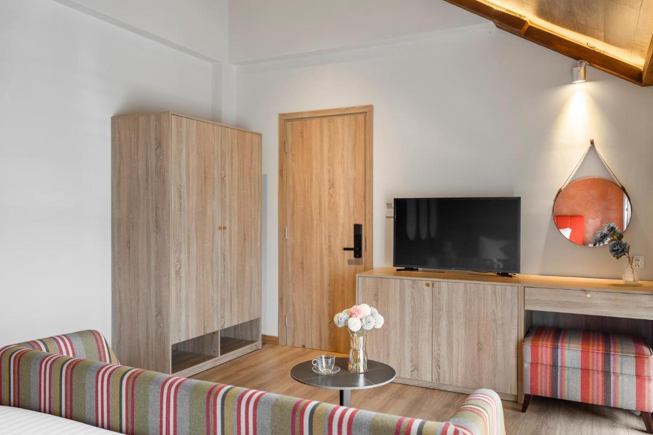 De La Sol Villa Dalat Экстерьер фото